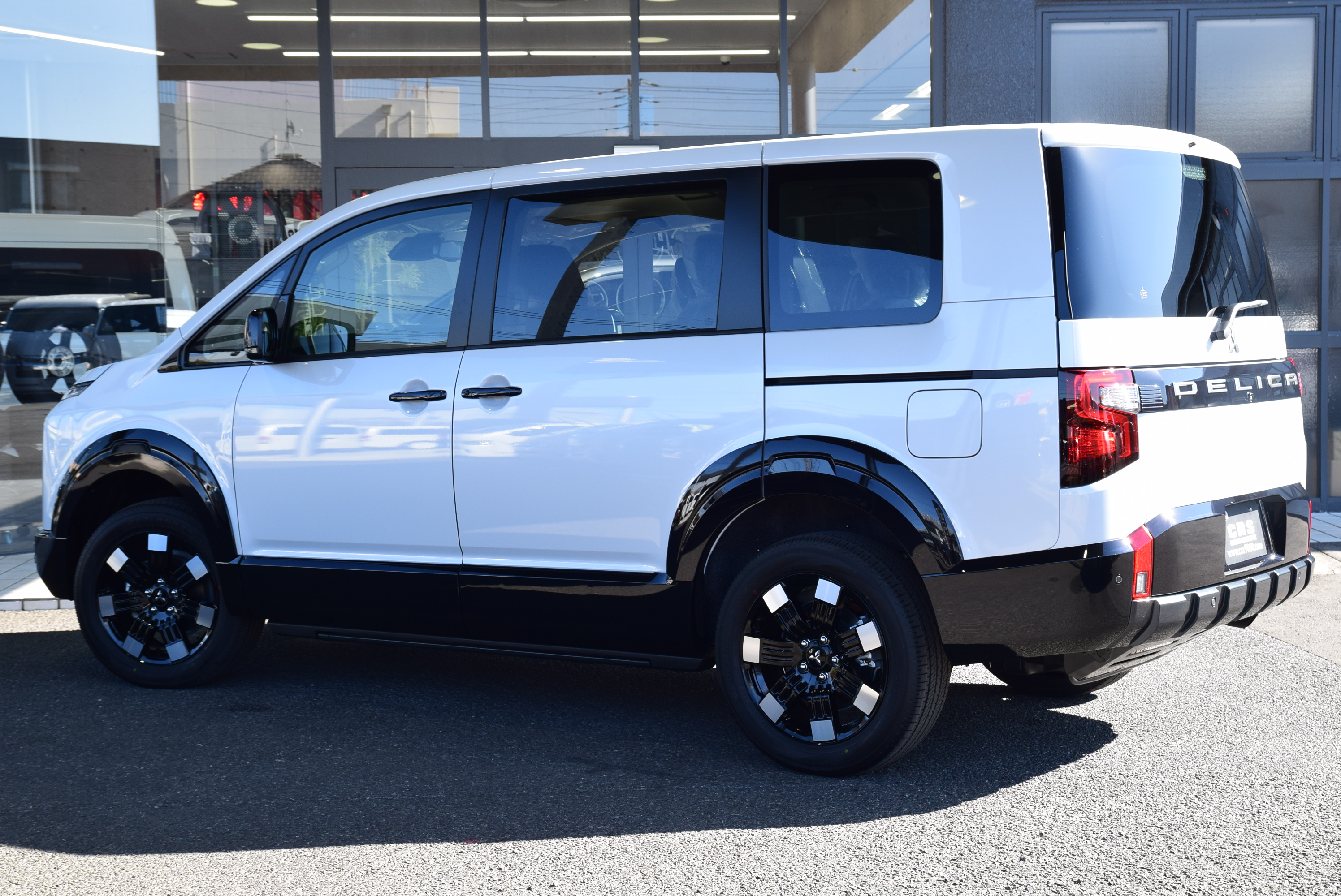 6460 三菱デリカD:5 4WD ディーゼル車 7人乗り 登録未使用車 | 200系 