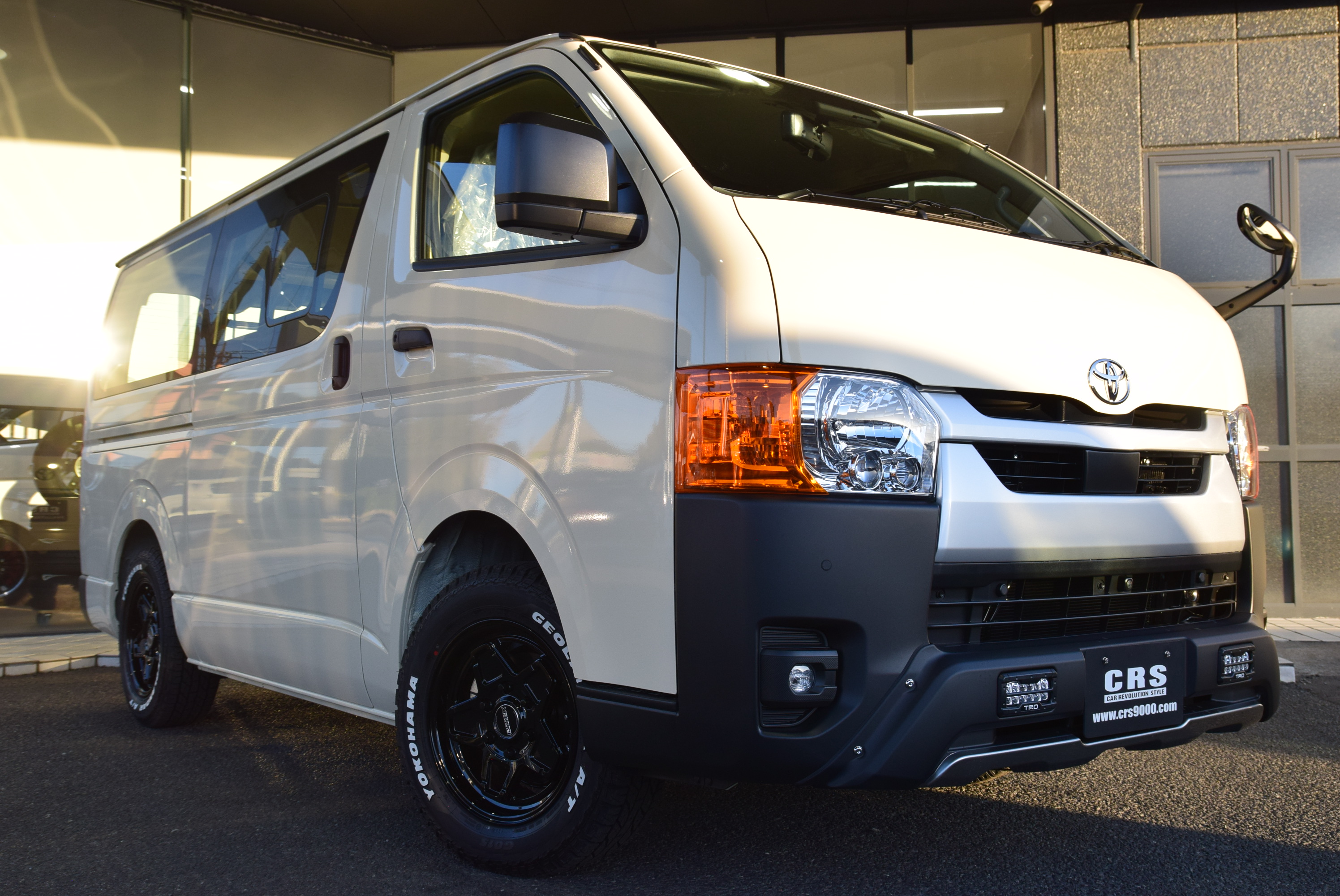 6349 8型ハイエース DX 2WD 2,000CC ガソリン車 4ナンバー 3/6人乗り