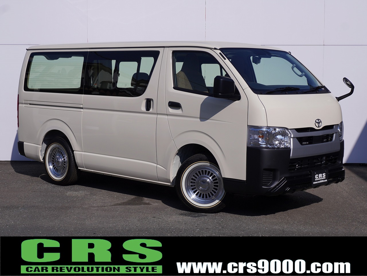 6152 【内装架装車クラシックギアDX】令和8年式 ハイエースバン DX 2WD