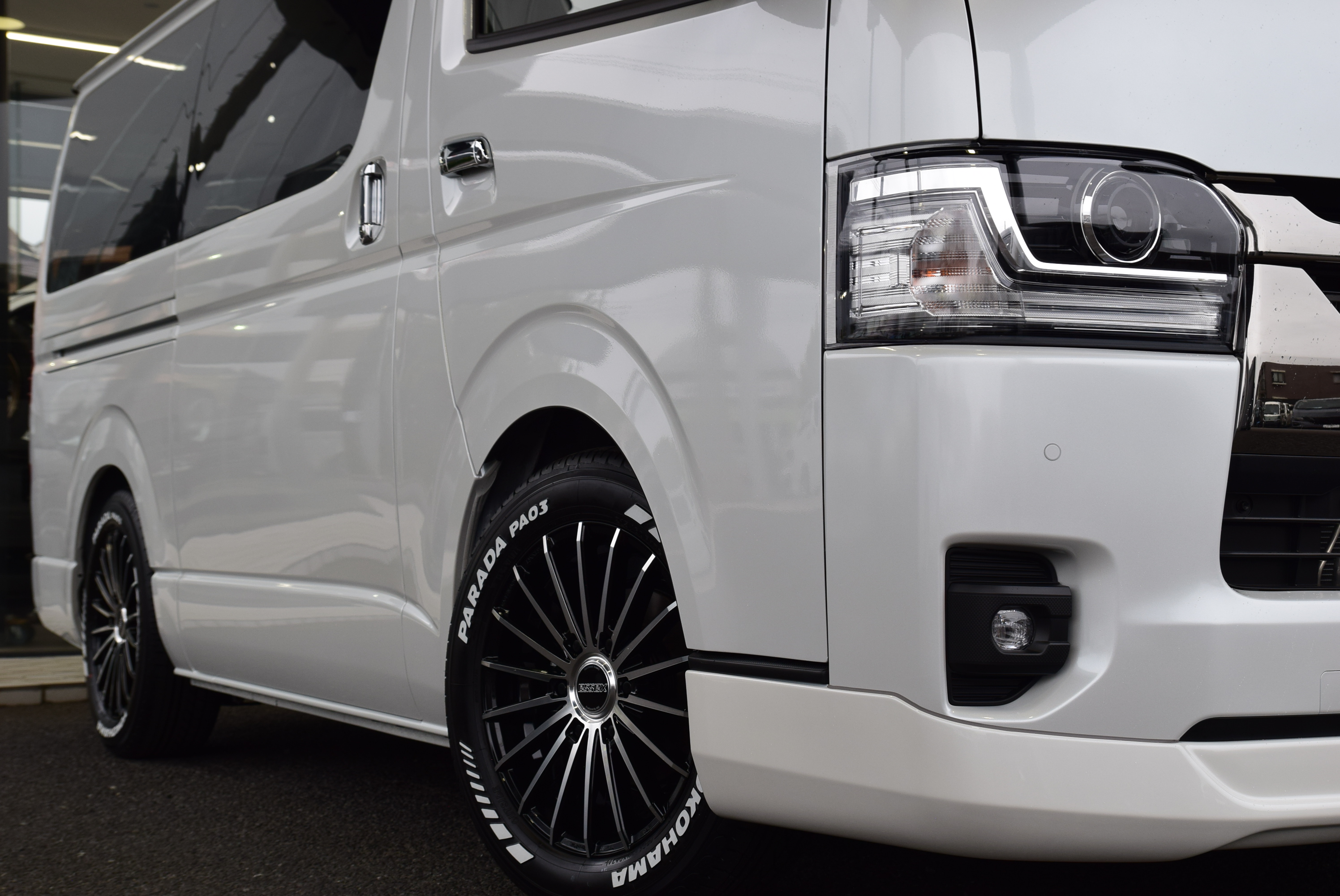 6618 9型ハイエースバン S-GL DARK PRIMEⅡ ガソリン車 2WD 2000cc 2/5
