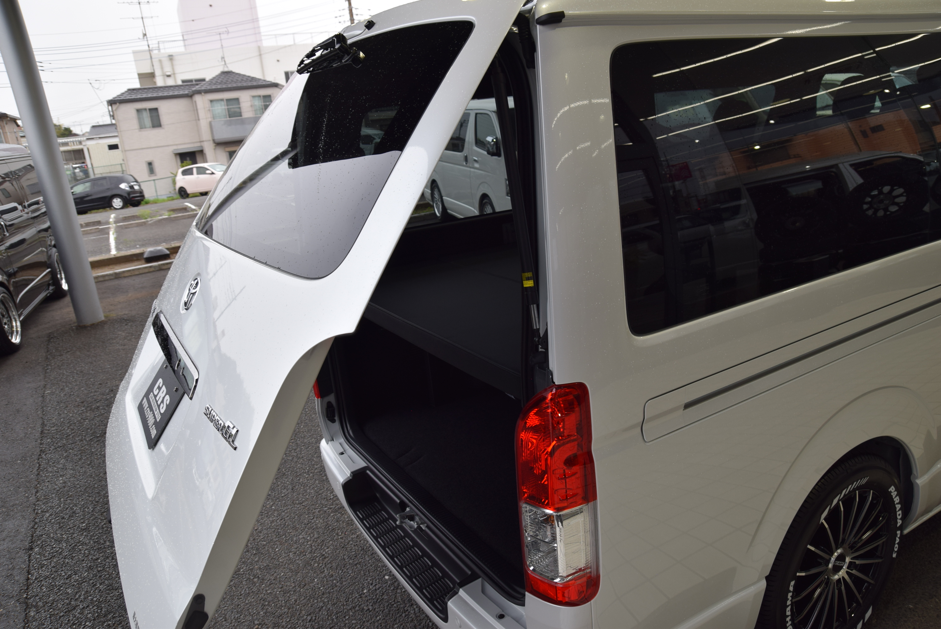 6618 9型ハイエースバン S-GL DARK PRIMEⅡ ガソリン車 2WD 2000cc 2/5
