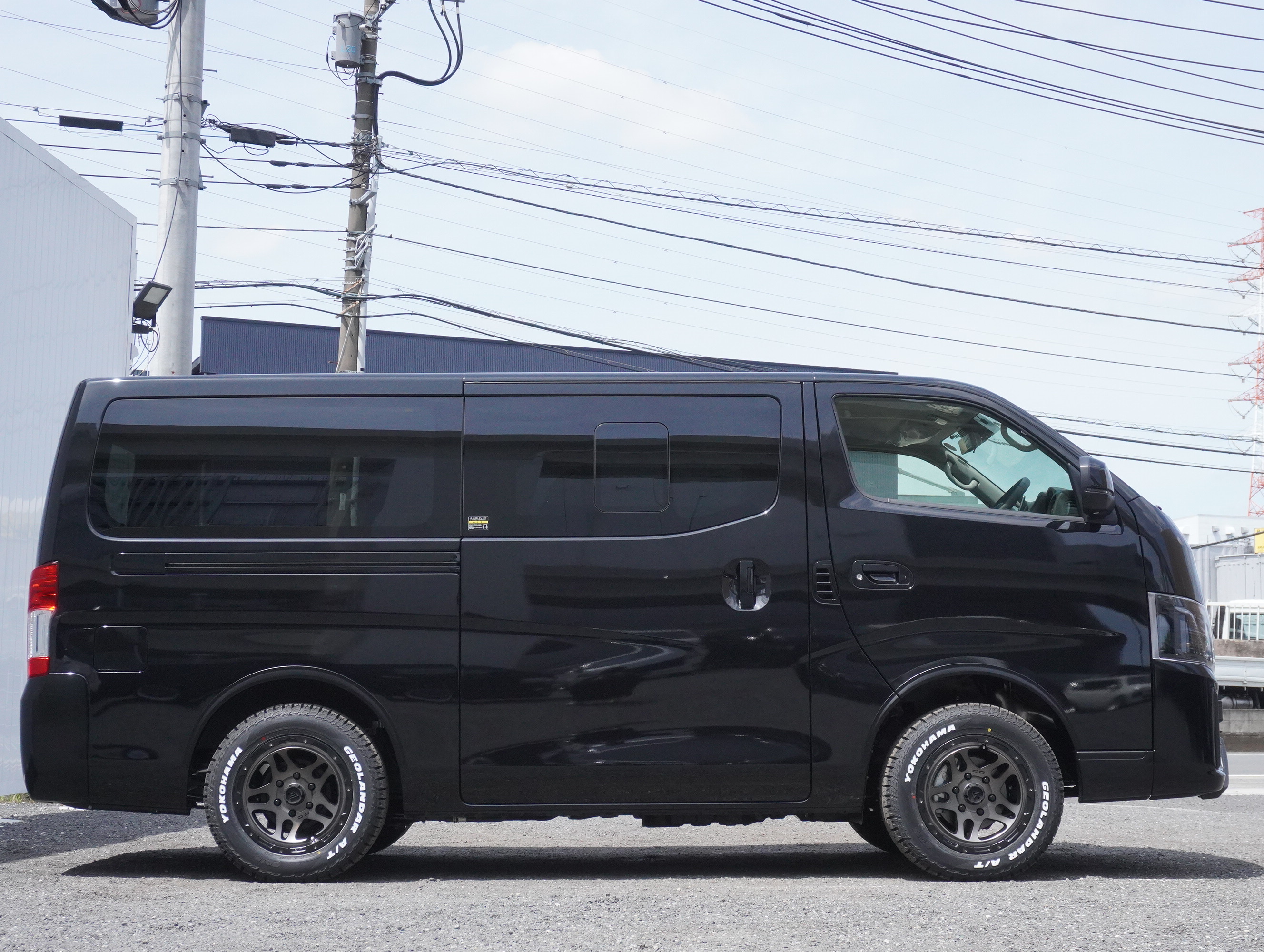 6018 令和8年式 キャラバン GRANDプレミアムGX 4WD 2400cc ディーゼル