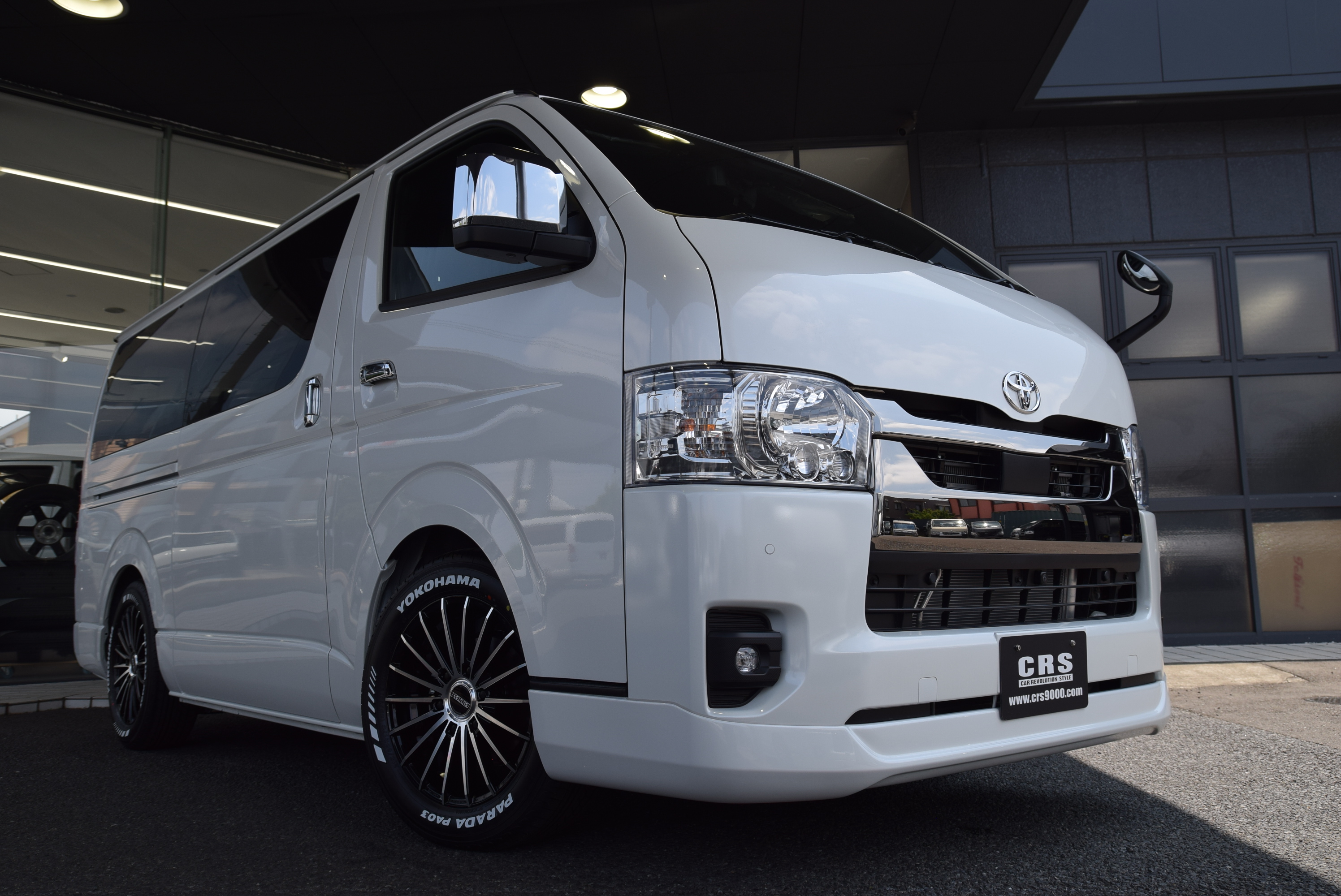 6576 8型ハイエースバン DARK PRIMEⅡ ガソリン車 2WD 2,000cc 2/5人