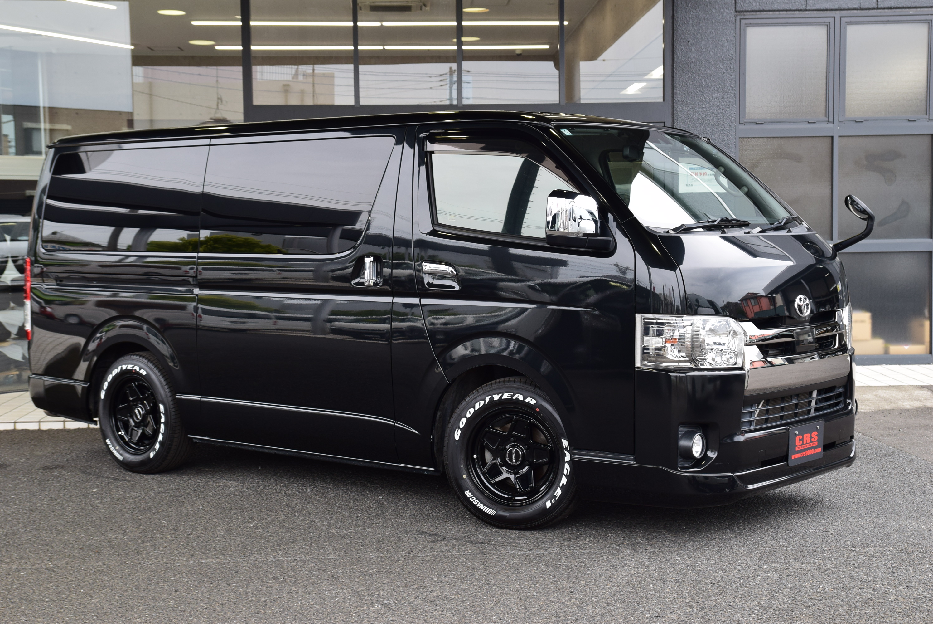 6870 平成30年式 ハイエースバン DARK PRIME 2WD 2,000cc(ガソリン車