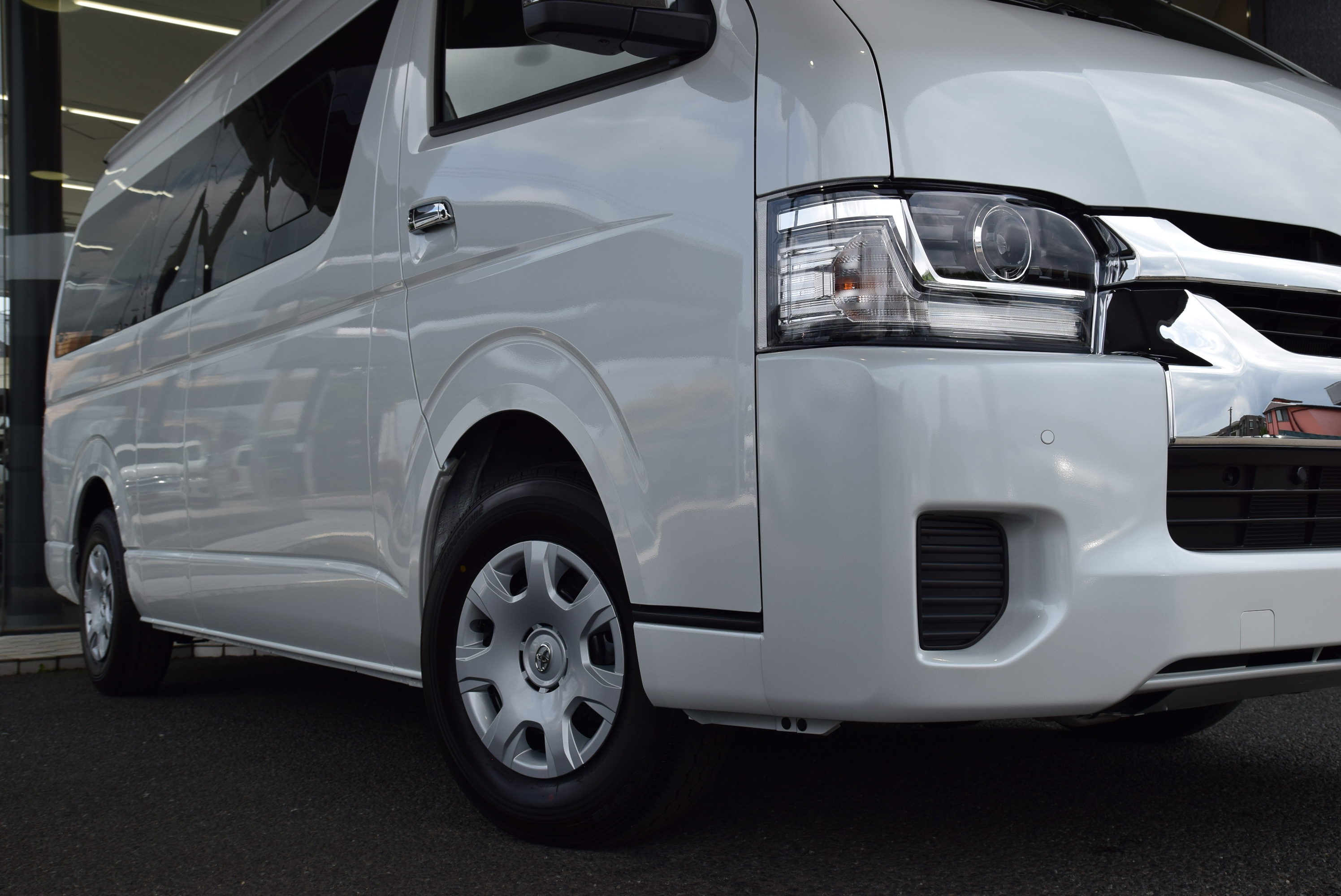 6638 9型ハイエースワゴン グランドキャビン 2,700cc ガソリン車 10人
