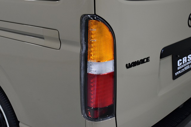 6型ハイエース スーパーGLガソリン車エンジンフード 品番59208-26580 6