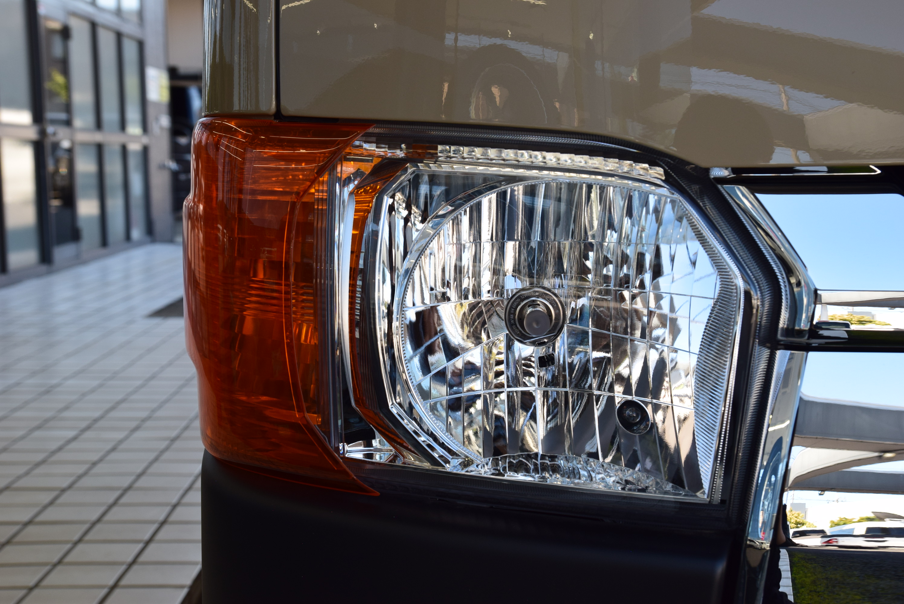 6956 9型ハイエースバン スーパーGL アースカラーパッケージ 2WD 2,800
