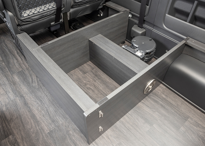 HIACE WAGON GL  COMPLETE 「Bed Kit Ⅳ」WAGON　3ナンバー　10人乗りのサムネイル