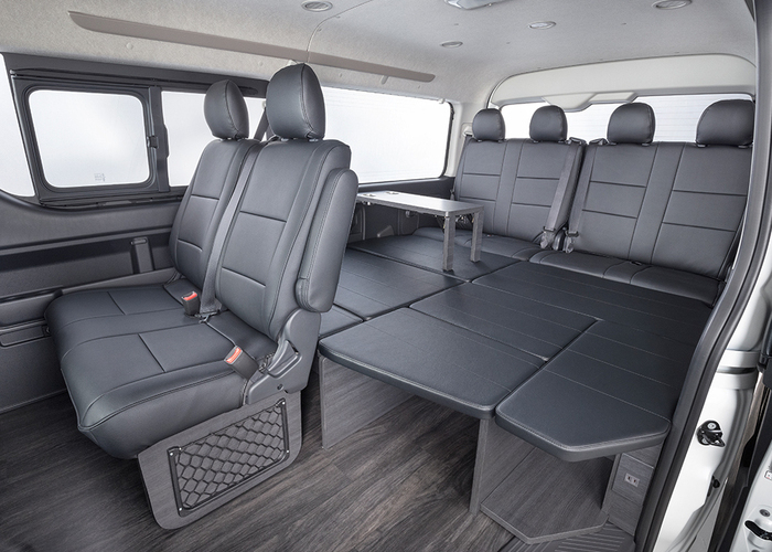 HIACE WAGON GL  COMPLETE 「Bed Kit Ⅳ」WAGON　3ナンバー　10人乗りのサムネイル