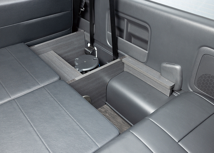 HIACE WAGON GL  COMPLETE 「Bed Kit 5」WAGON　3ナンバー　10人乗りのサムネイル