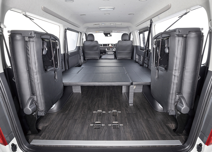 HIACE WAGON GL  COMPLETE 「Bed Kit Ⅴ」WAGON　3ナンバー　10人乗りのサムネイル