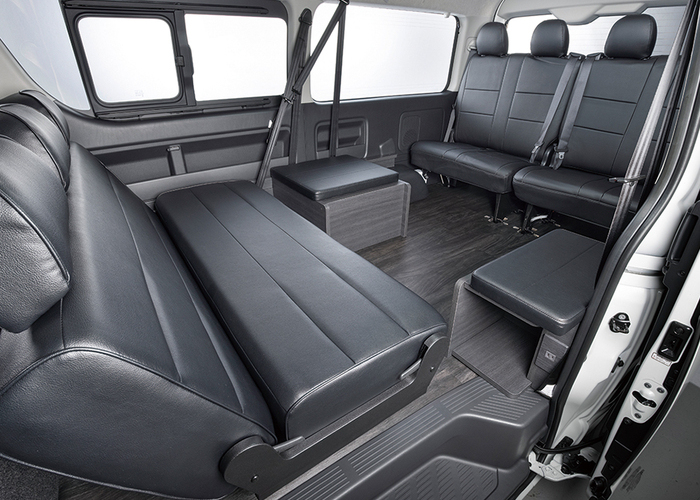 HIACE WAGON GL  COMPLETE 「Bed Kit 5」WAGON　3ナンバー　10人乗りのサムネイル