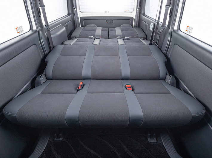 ハイエース「LIMOUSINE 8」リムジン8のサムネイル