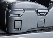 HIACE S-GL COMPLETE「LIMOUSINE 7」VAN　3or5ナンバー　７人乗りのサムネイル