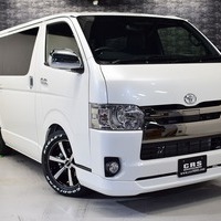 新車　ハイエース　リムジン８　18のサムネイル