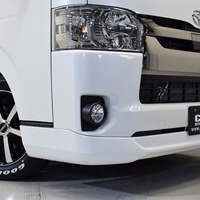 新車　ハイエース　リムジン８　18のサムネイル