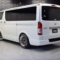 新車　ハイエースバン　CRSパッケージのサムネイル