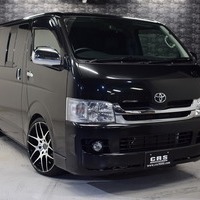 2010年式　ハイエース　中古車　2.1万kmのサムネイル