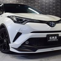 2019年式　トヨタC-HR　ハイブリッド　中古車　1.5万kmのサムネイル