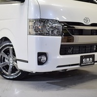 新車　ハイエース　CRSｺﾝﾌﾟﾘｰﾄ　30のサムネイル