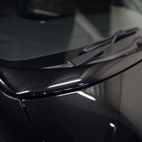 2016年式　ハイエースバン　中古車　2.6万kmのサムネイル