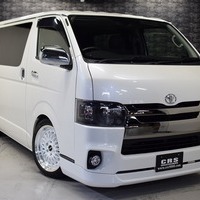 2011年式　レジアスエース　中古車　6.7.万kmのサムネイル