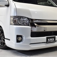 2017年式　ハイエース　中古車　5.7万kmのサムネイル