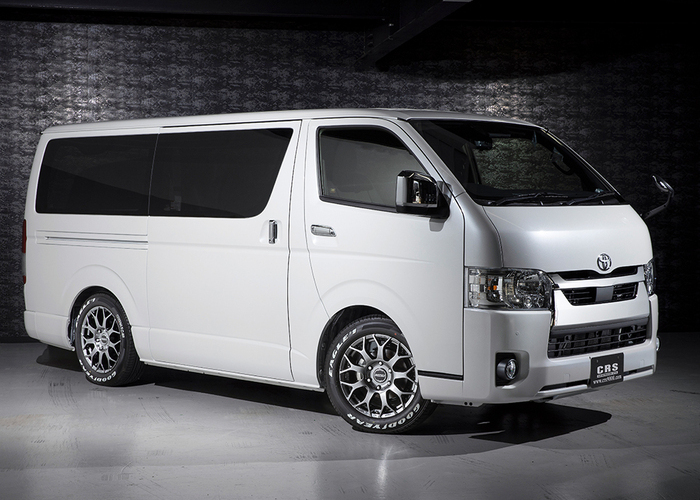 HIACE S-GL COMPLETE「FAMILY PACKAGE」1or4ナンバー　5人乗りのサムネイル