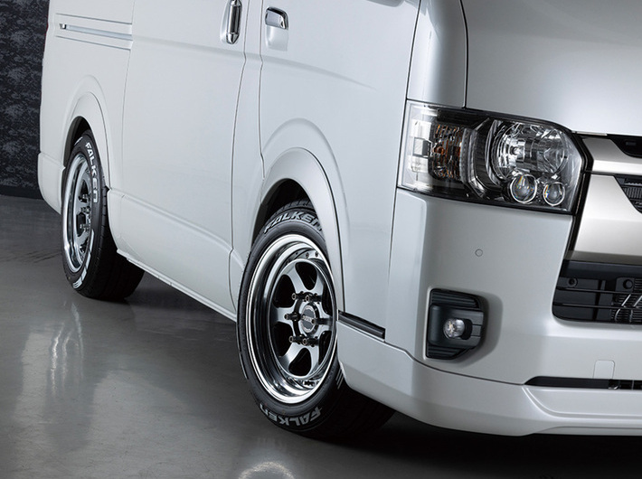 HIACE S-GL COMPLETE「STYLE PACKAGE」1ナンバー　5人乗りのサムネイル