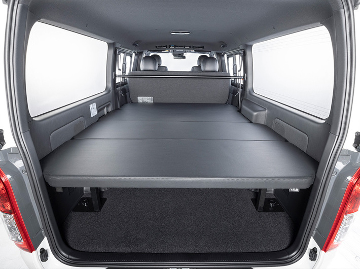 ハイエース「FAMILY PACKAGE」ファミリーパッケージのサムネイル