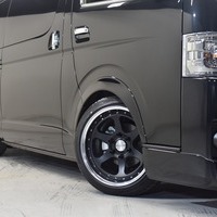 新車　ハイエースDPⅡ　2800㏄　ブラックマイカ　CRSスタイルPKG　2のサムネイル