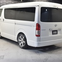 2021年式　ハイエースワゴンGL　中古車　75kmのサムネイル