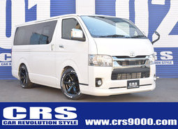 ハイエース　S-GLDPⅡ　2WD2000cc　ガソリン車　リムジン8　ホワイトパール
