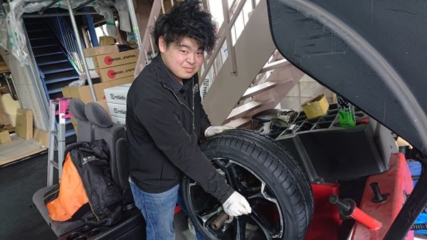 【ﾊｲｴｰｽ　ｶｽﾀﾑ】CRS大阪　☆工場作業＆新人紹介＆原ちゃんオススメ商品のご紹介☆