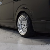 USED CAR　ハイエース　スーパーGL　５０THアニバーサーリー 2.6万kmのサムネイル