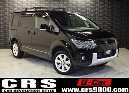 H27年式　三菱デリカＤパッケージ　4WD2300cc（ディーゼル車）8人乗車　7.7万ｋｍ
