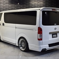 H30年式　ハイエース S-GL DP　2WD 2000cc（ガソリン車）5人乗車　6.1万ｋｍのサムネイル