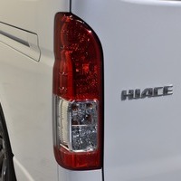 H31年式　ハイエース S-GL DP2　2WD2800cc（ディーゼル車）5人乗車　2.5万ｋｍのサムネイル