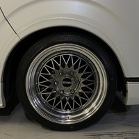 H30年式　ハイエース S-GL DP　2WD 2000cc（ガソリン車）5人乗車　6.1万ｋｍのサムネイル