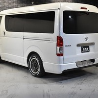 H30年式  ハイエースワイドバン  S-GL  4WD 2700cc（ガソリン車）5人乗車　8.3万ｋｍのサムネイル