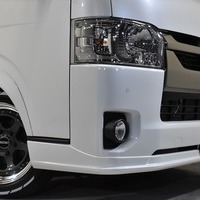 21 新車ハイエースS-GL DPII 2WD 2800CC ディーゼル車 2/5人乗り CRSコンプリートのサムネイル