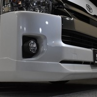 20 新車ハイエースワイドS-GL DPII 2WD 2000CC ガソリン車 2/5人乗り CRSパッケージのサムネイル