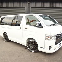 リムジン８　S-GL　DPⅡ　2WD　2000㏄　ガソリンのサムネイル