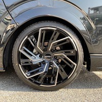 22 新車ハイエースS-GL DPII 2WD 2000CC ガソリン車 2/5人乗り CRSのサムネイル