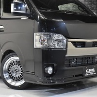 10 ハイエースS-GL DPII 2WD 2000CC ガソリン車 2/5人乗り 展示車オリジナルコンプリートのサムネイル