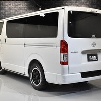 1 ハイエースS-GL DPII 4WD 2800CC ディーゼル車 2/5人乗り 展示車オリジナルコンプリートのサムネイル