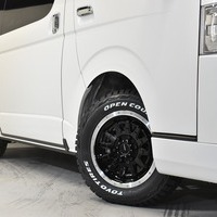 4 ハイエースS-GL DPII 4WD 2800CC ディーゼル車 2/5人乗り 展示車オリジナルコンプリートのサムネイル