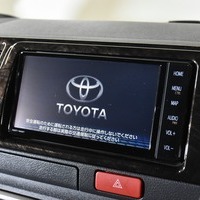 R3年式　ハイエースS-GL DPⅡ　2WD2000cc（ガソリン車）5人乗車　0.5万ｋｍのサムネイル