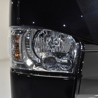 12 ハイエースS-GL DPII 2WD 2000CC ガソリン車 2/5人乗り 展示車オリジナルコンプリートのサムネイル