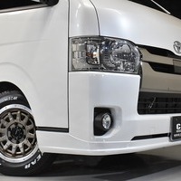 R2年式　ハイエースS-GL DPⅡ　2WD2800cc（ディーゼル車）5人乗車　2.9万ｋｍのサムネイル